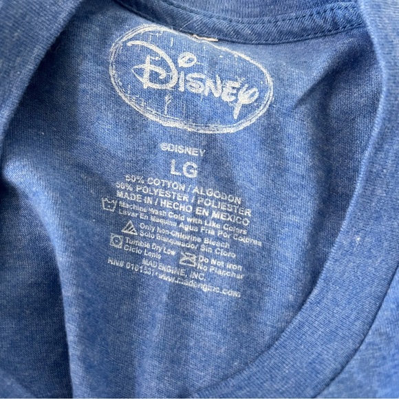 Disney Little Mermaid Ariel Kiss the Girl Blue Graphic Tee Shirt - Picture 3 of 3